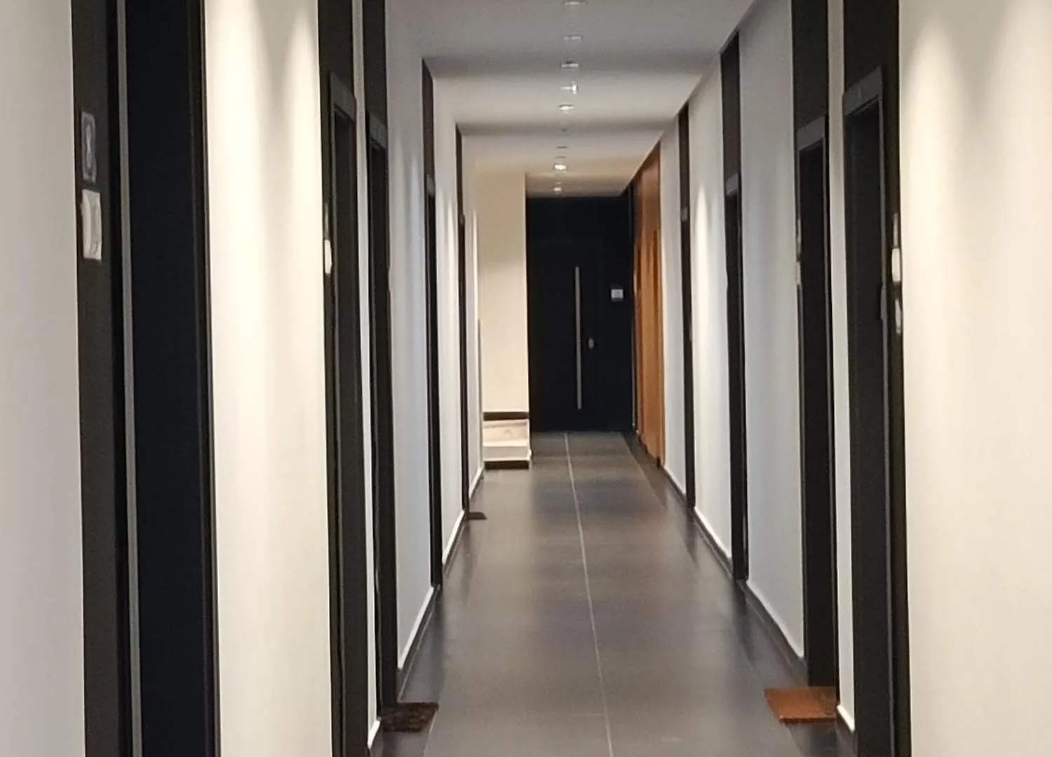 Square 21 Number 8 Apartamento Tirana 0*,